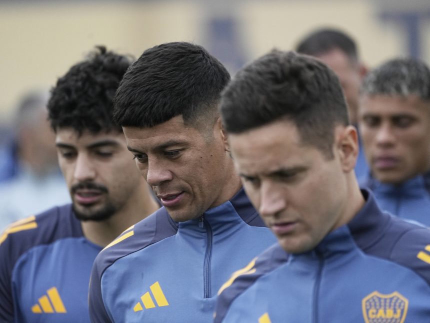 Boca se mueve rápido: primer refuerzo para Russo y futuro incierto de Rojo