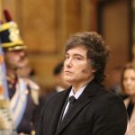 Javier Milei responde a la subida de jubilaciones: ¡Defensa del déficit cero!