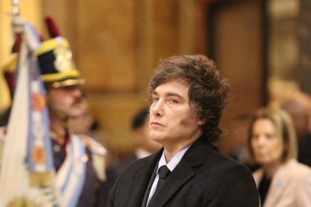 Javier Milei responde a la subida de jubilaciones: ¡Defensa del déficit cero!