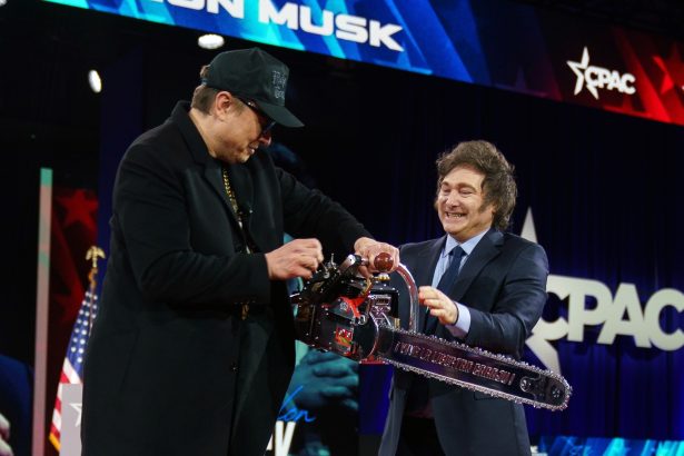El Impactante Show de Milei y Musk: Motosierra y Ruptura Trump