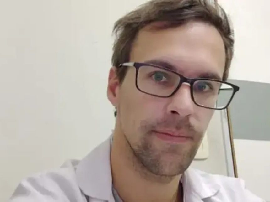 Superando Barreras: Médico con Parálisis Cerebral Persigue su Sueño de Ser Neurólogo