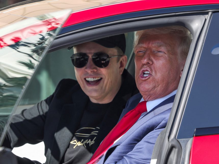 Donald Trump decide vender su Tesla comprado a Elon Musk: ¡Descubre por qué!
