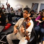 Taylor Sinfónico: ¡Adolescentes cantan y bailan con orquesta en vivo!