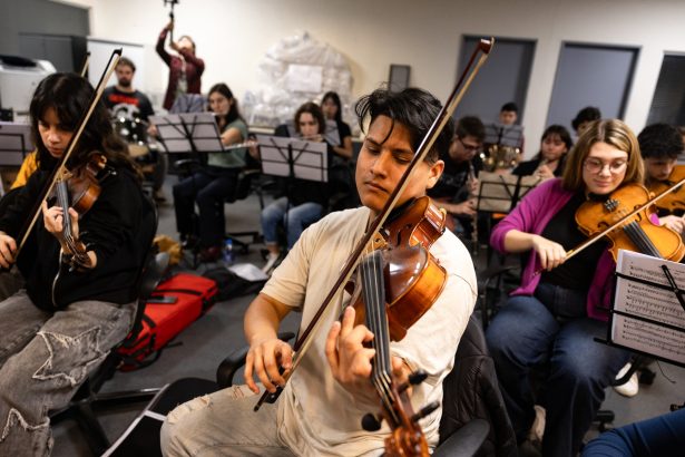 Taylor Sinfónico: ¡Adolescentes cantan y bailan con orquesta en vivo!