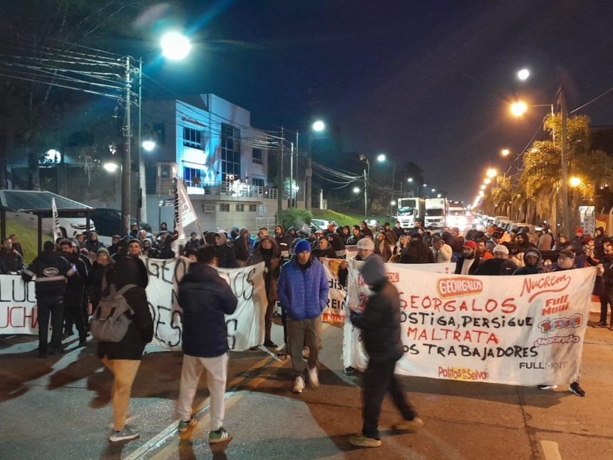 Caos en la Panamericana: Piquete de ex trabajadores de Georgalos