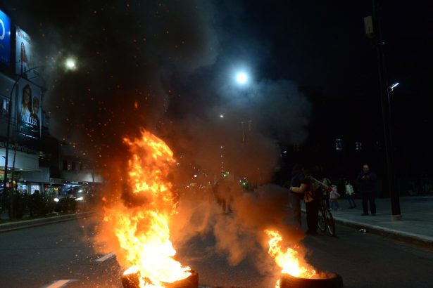 Caos en autopistas: cortes esporádicos y marchas por Cristina Kirchner
