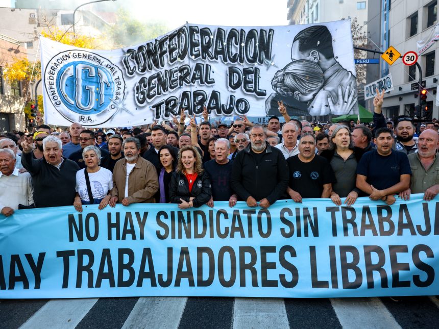 Cristina va a Comodoro Py: CGT brinda apoyo simbólico sin movilización