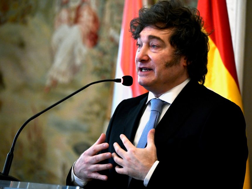 Milei revela sus ambiciosos planes para gobernar España hasta 2031