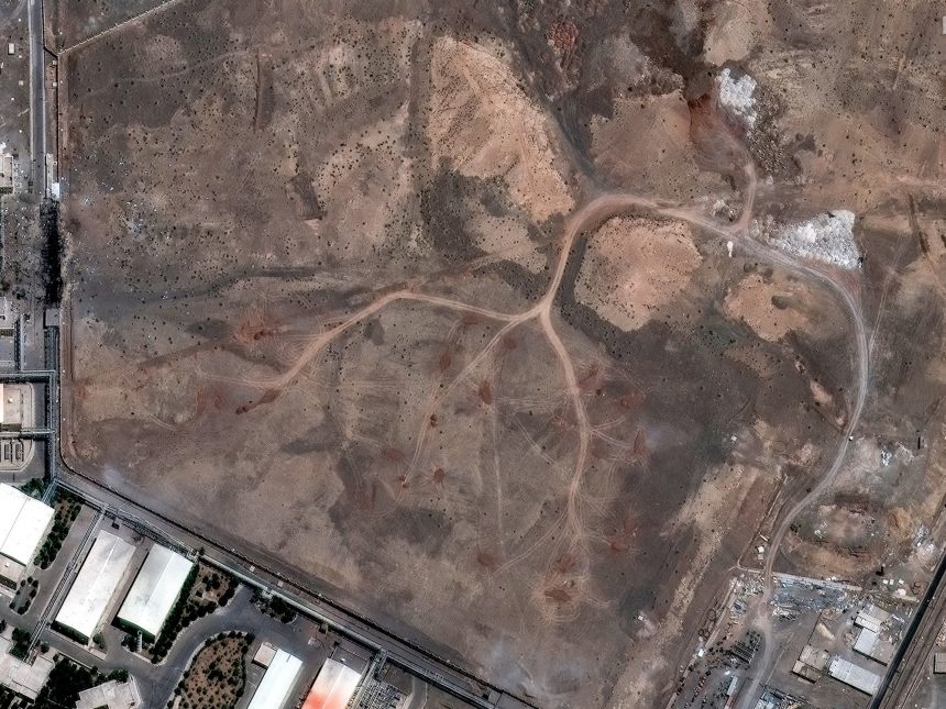 Trump desafía a espías: ¿Irán realmente no busca armas nucleares?