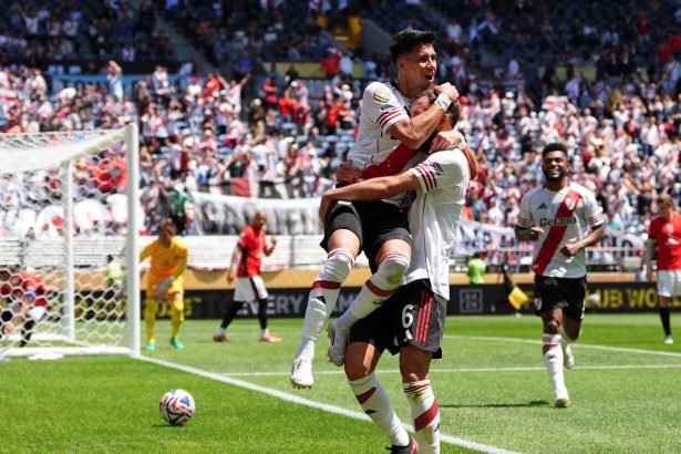 River en el Mundial de Clubes: Victoria clave, pero dudas sobre Driussi