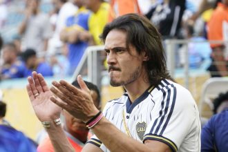 Edinson Cavani: Brillando fuera del campo en el Mundial de Clubes