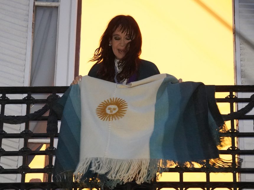 Axel Kicillof y Cristina Kirchner: Reflexiones en la prisión