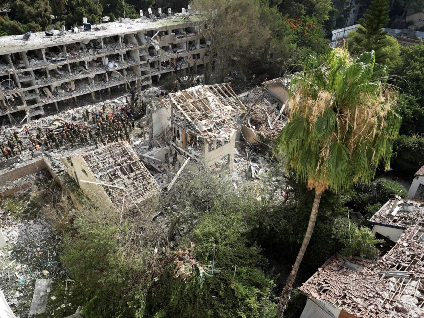 Irán responde con ataques a Israel tras bombardeos de EE. UU.: 16 heridos