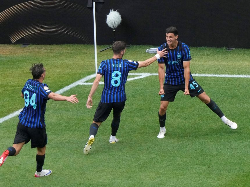 Lautaro y Carboni brillan en el cierre: Inter remonta ante Urawa