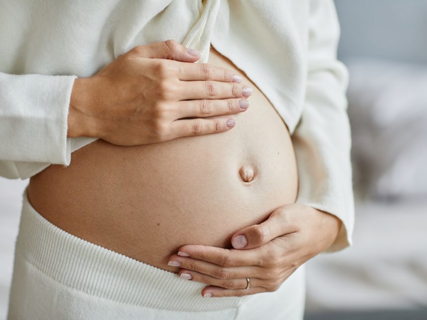 Urgente: Pediatras advierten sobre riesgos en embarazos que amenazan a bebés