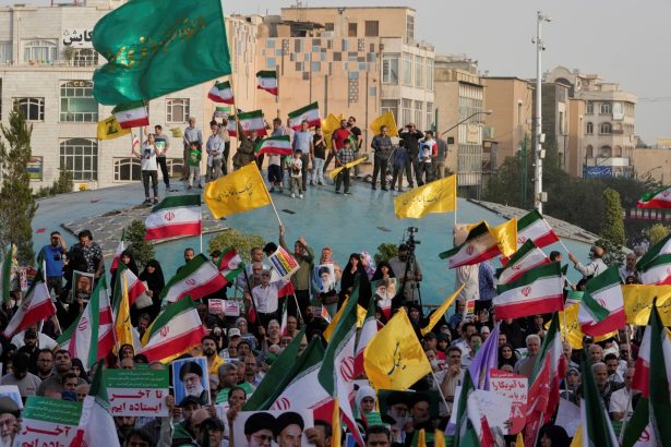 Irán se prepara para reactivar su programa nuclear en medio de tensiones