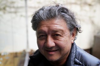 Libertario defiende reelecciones indefinidas: ¿Un Churchill moderno?