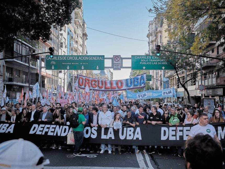Movilización Nacional: Estudiantes y Gremios Exigen Aumento Presupuestario