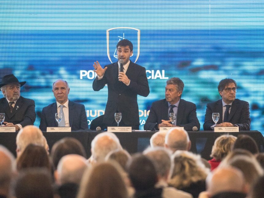 Ignacio Torres denuncia a jueces de Chubut por frenar plebiscito