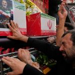 Irán rinde homenaje a héroes caídos en conflicto con Israel