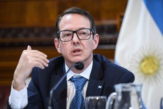 El Gobierno y Provincias: Clave reunión para frenar ley de fondos