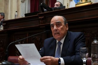 Justicia en Crisis: Más de 300 Vacantes y Nuevas Demoras del Gobierno