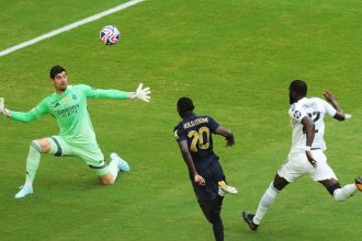 Real Madrid vs Juventus EN VIVO: Kolo Muani falla el gol inicial