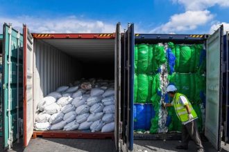 Malasia rechaza la avalancha de basura plástica de EE.UU