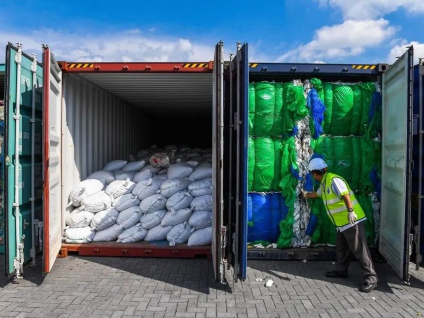 Malasia rechaza la avalancha de basura plástica de EE.UU