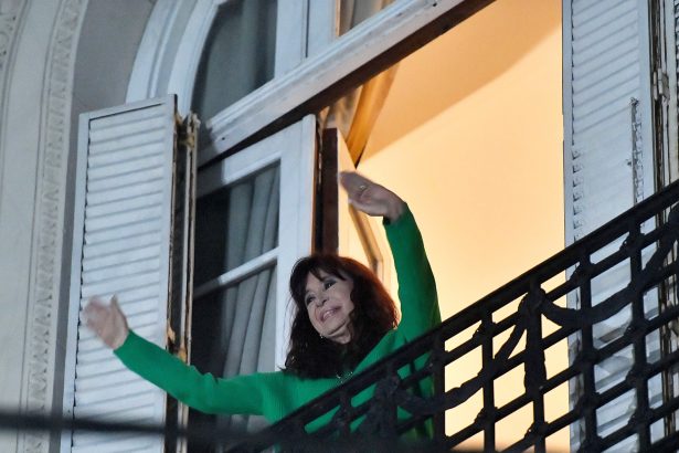 Elecciones 2025 en Argentina: Jefe de CGT desafía a Cristina EN VIVO