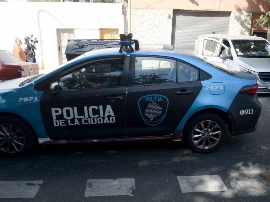 Trágico accidente en Palermo: camioneta atropella y huye tras ciclista