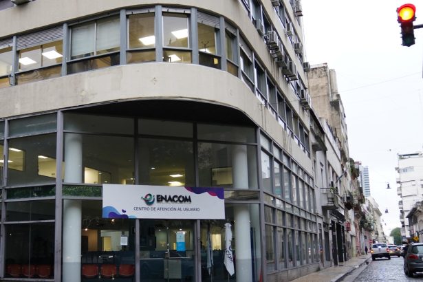 El Gobierno extiende la intervención del Enacom hasta enero 2024