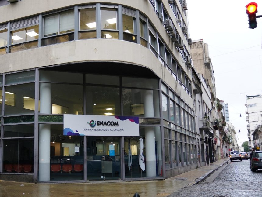 El Gobierno extiende la intervención del Enacom hasta enero 2024