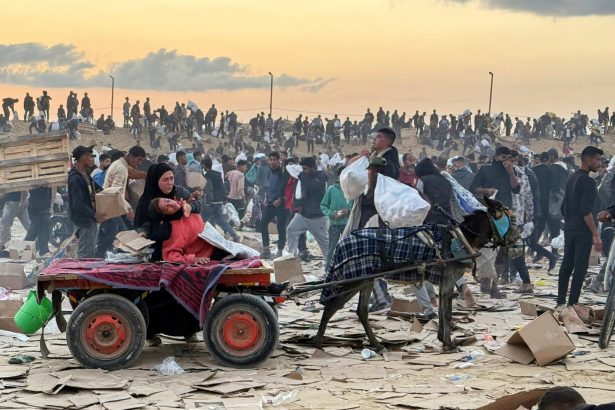 Guardias de EE. UU. disparan a palestinos en busca de comida en Gaza