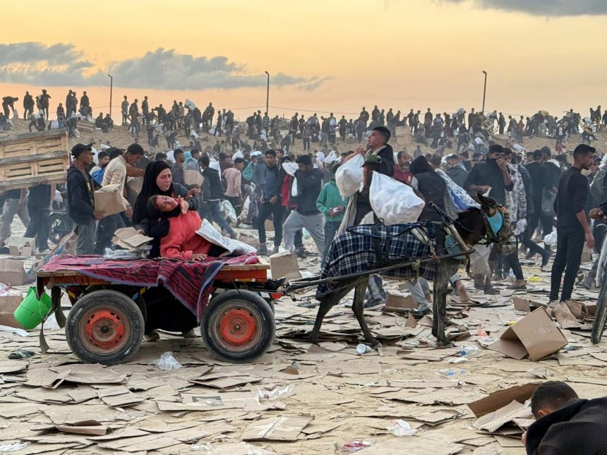 Guardias de EE. UU. disparan a palestinos en busca de comida en Gaza