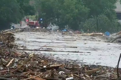 Inundaciones devastadoras en Texas: 13 muertos y 23 desaparecidas