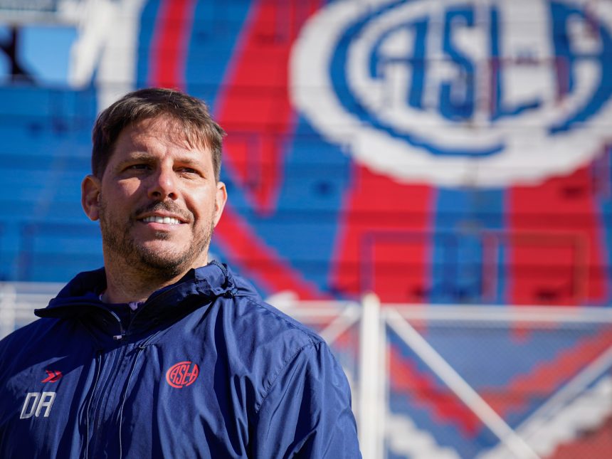 Damián Ayude: El DT de San Lorenzo que busca hacer historia