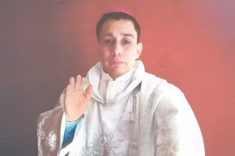 Falso sacerdote en Bariloche: estafas en México y Chile al descubierto
