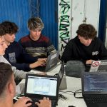 Transforma la Educación: Integra IA en Tiempos de Escasez Bancaria