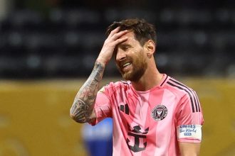 Messi sorprende: el blooper de su carrera y una asistencia en contra