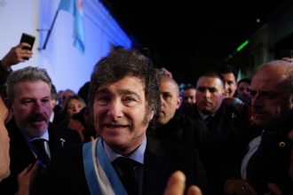 Javier Milei en Tucumán: Vigilia del 9 de julio y desafíos opositores