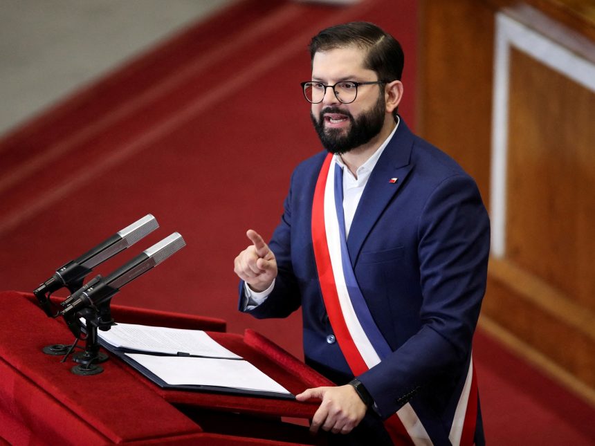 Gabriel Boric desata controversia: ¿Ushuaia realmente es la más austral?