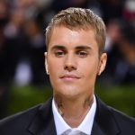Justin Bieber lanza nuevo disco este viernes entre escándalos