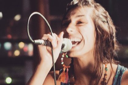 Fallece Araceli Julio, la talentosa cantante de Satélite Kingston a los 39 años