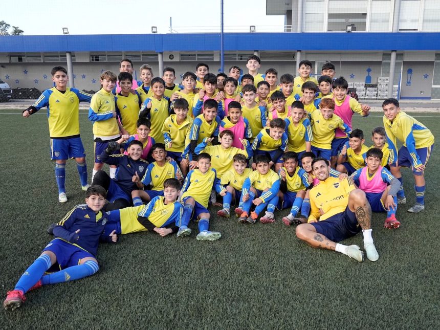 Leandro Paredes regresa a Boca: un emotivo gesto con los juveniles