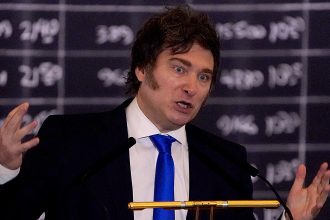 Conflicto en Casa Rosada: Milei insulta tras intento de frenar a Villarruel