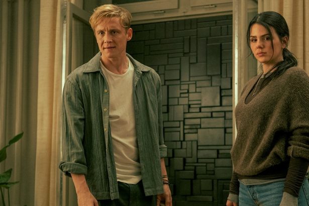 El Muro Negro: El Rey de los Estrenos en Netflix y Streaming