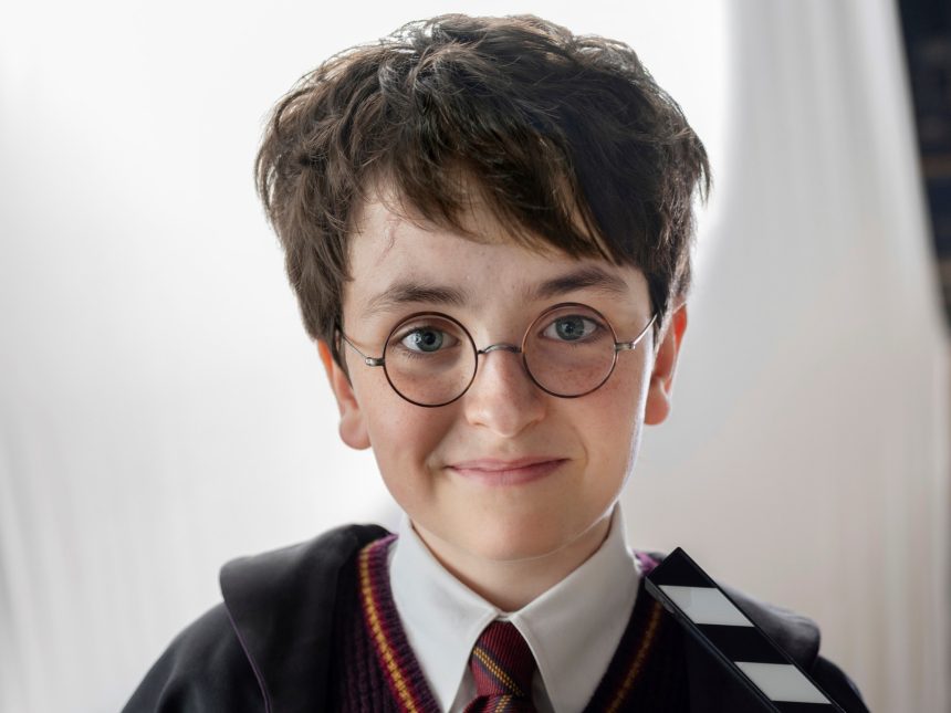 Revive la Magia: Primeras Imágenes del Nuevo Mago de Harry Potter