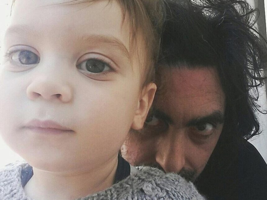 Una conmovedora canción del tecladista del Indio Solari para su hijo