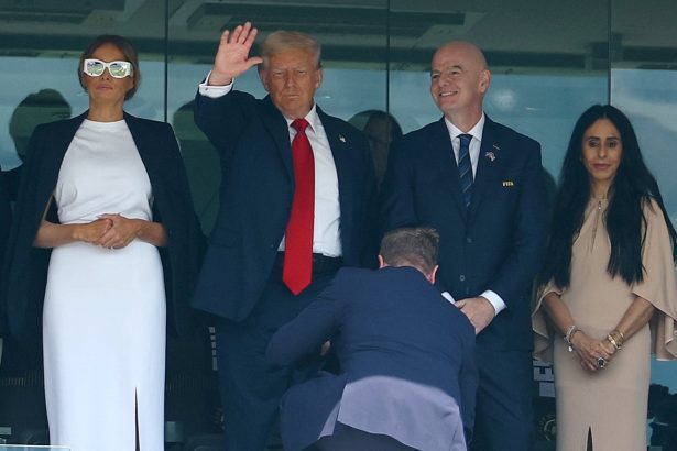 Trump enfrenta insuficiencia venosa crónica, revela la Casa Blanca